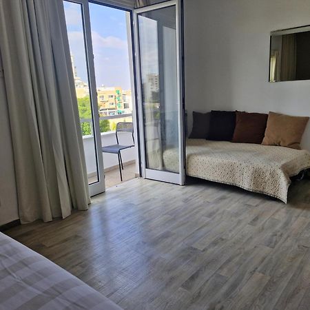 Downtown Living By 'Flats Nicosia' Apartment Exterior foto